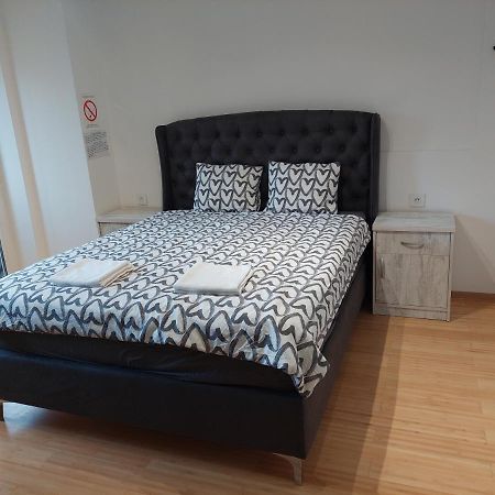 City Passage Apartments- Rooms Νόβι Σαντ Εξωτερικό φωτογραφία