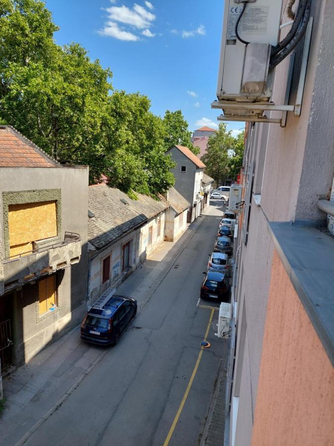 City Passage Apartments- Rooms Νόβι Σαντ Εξωτερικό φωτογραφία