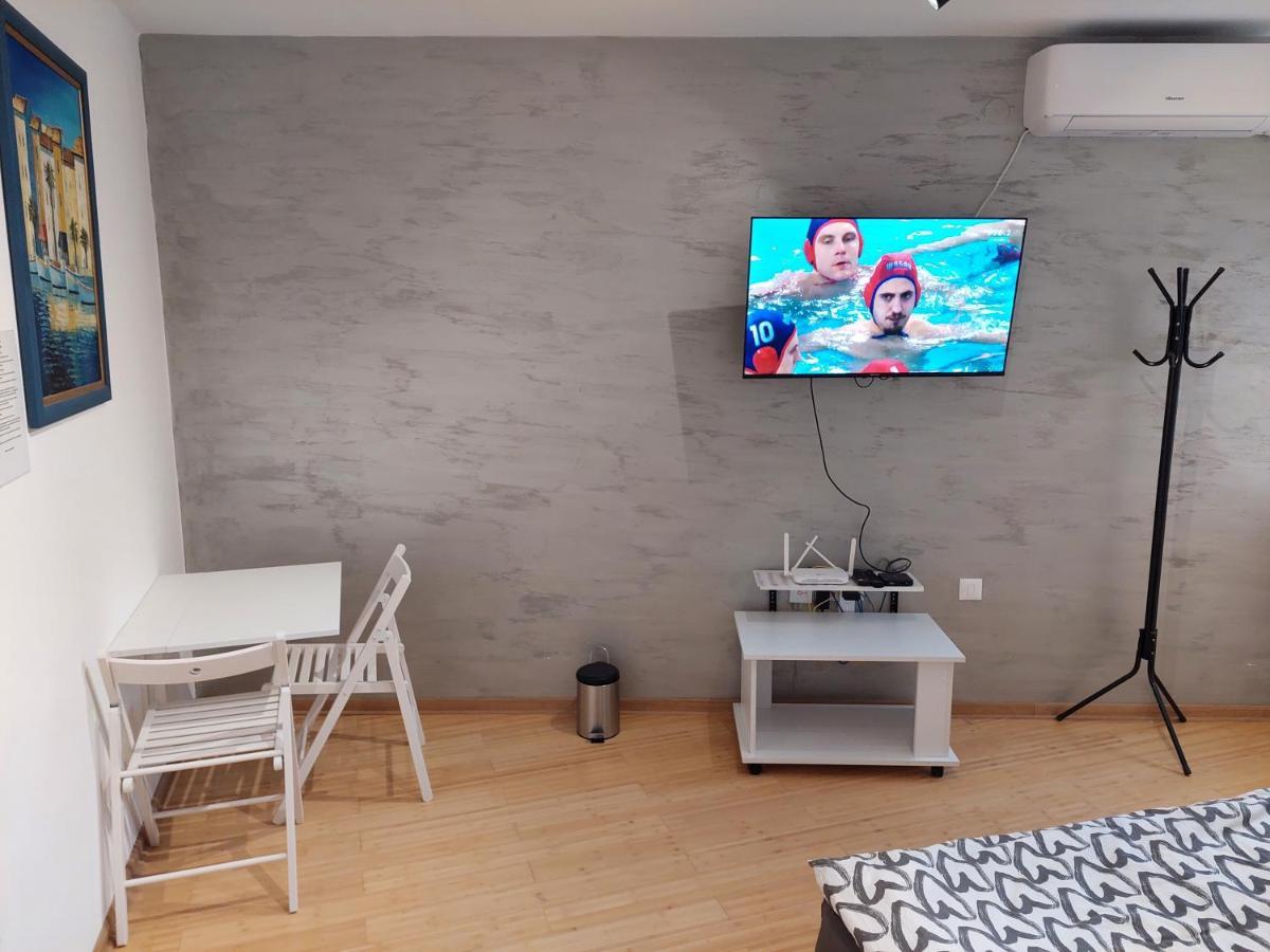City Passage Apartments- Rooms Νόβι Σαντ Εξωτερικό φωτογραφία
