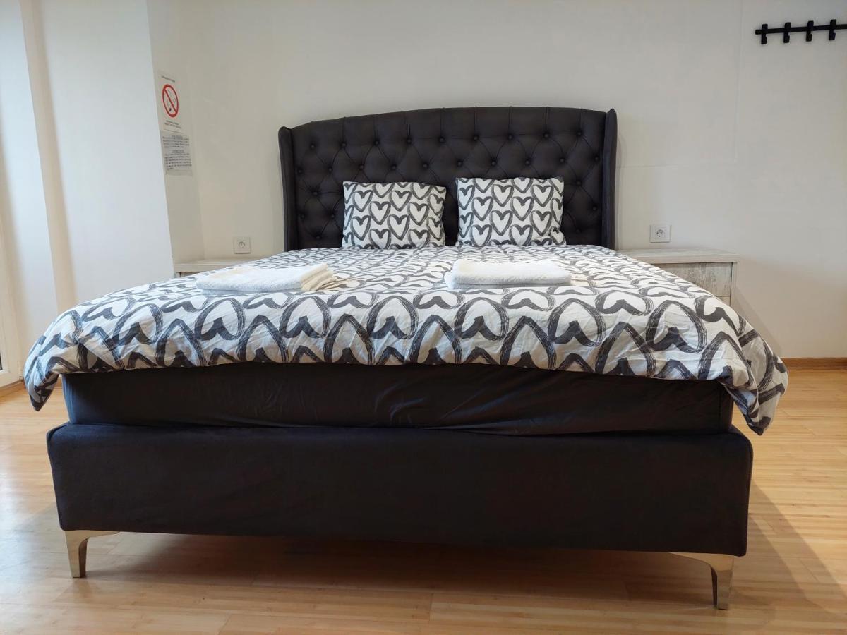 City Passage Apartments- Rooms Νόβι Σαντ Εξωτερικό φωτογραφία